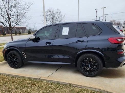 Used 2020 BMW X5 M50i w/ Executive Package image 2
