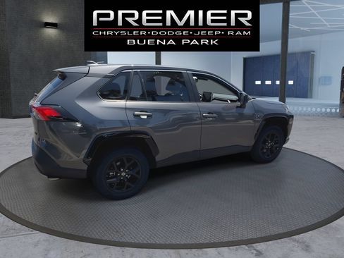 Used 2023 Toyota RAV4 LE FWD image 8