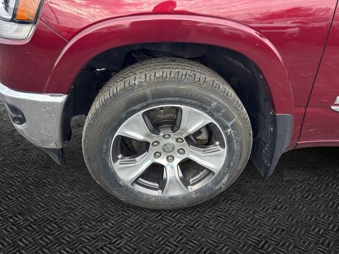 Used 2019 RAM 1500 Laramie image 11