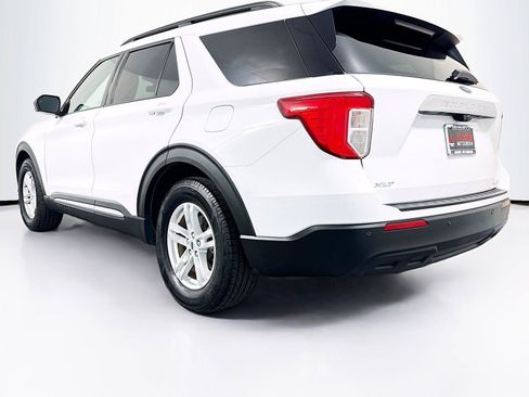 Used 2021 Ford Explorer XLT RWD image 31