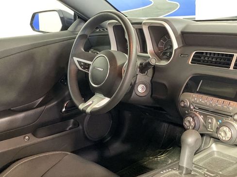 Used 2011 Chevrolet Camaro LT RWD image 10