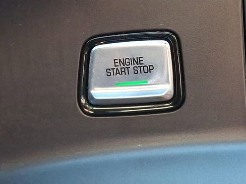 Used 2019 Chevrolet Corvette Stingray Coupe w/ 1LT image 25