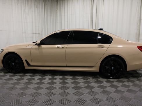 Used 2019 BMW 750i xDrive w/ M Sport Package AWD/4WD image 35