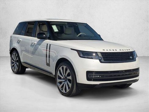 New 2026 Land Rover Range Rover SE image 7