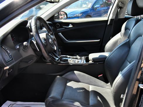 Used 2019 Kia Stinger RWD image 18