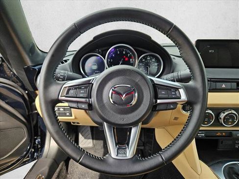 Used 2025 MAZDA MX-5 Miata RF Grand Touring RWD image 11