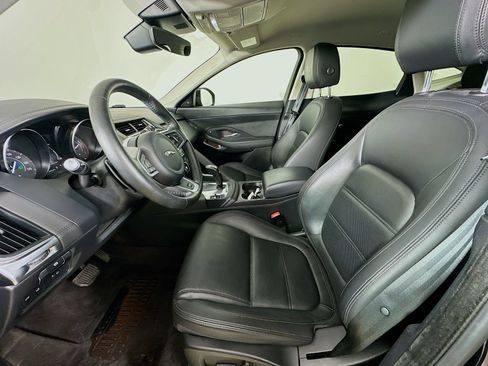 Used 2020 Jaguar E-PACE AWD/4WD image 30