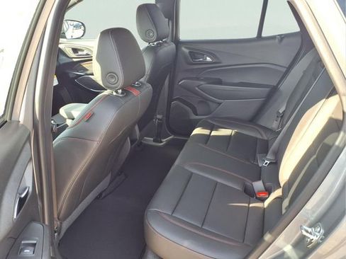 New 2026 Chevrolet Trax RS w/ Sunroof Package image 19