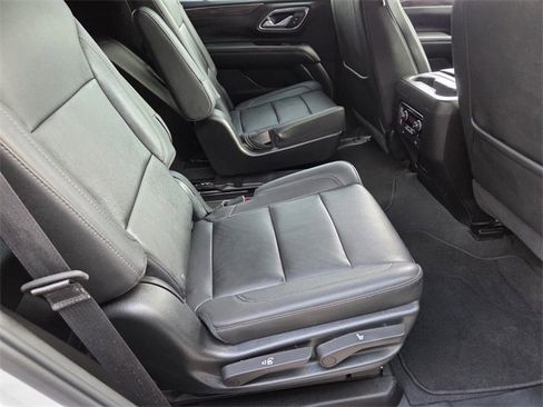 Certified 2023 Chevrolet Tahoe Z71 w/ Luxury Package image 14