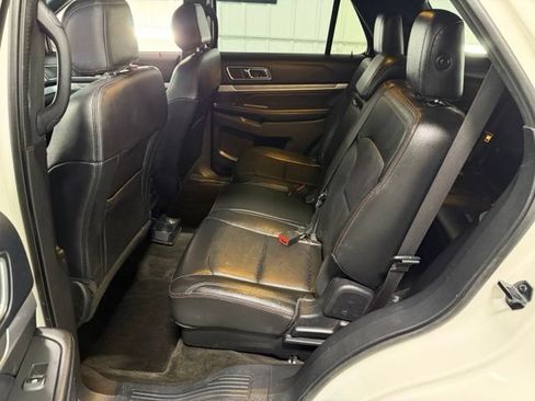 Used 2016 Ford Explorer Sport AWD/4WD image 8