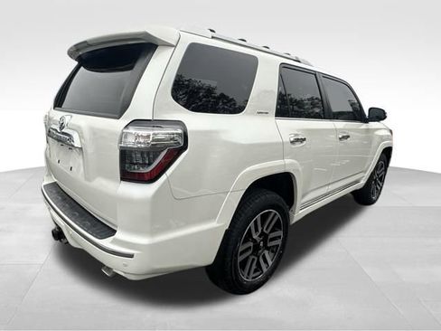 Used 2022 Toyota 4Runner Limited AWD/4WD image 7