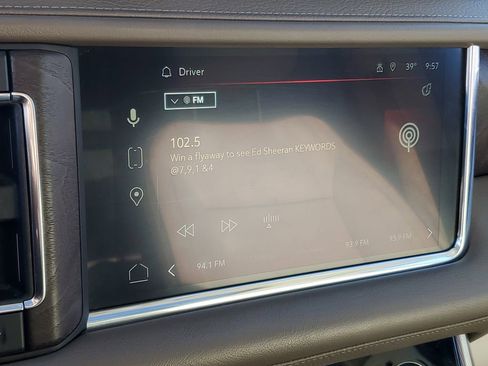 Used 2023 GMC Yukon XL Denali image 19