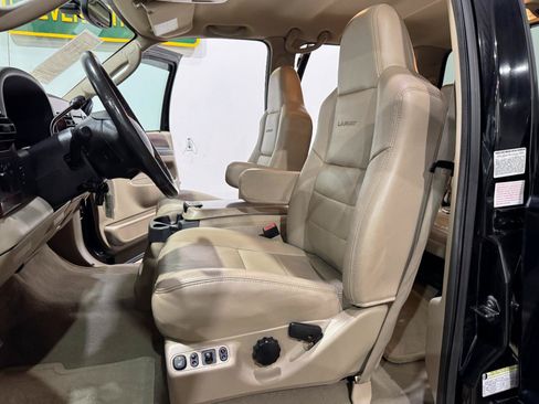 Used 2005 Ford F350 Lariat RWD image 11