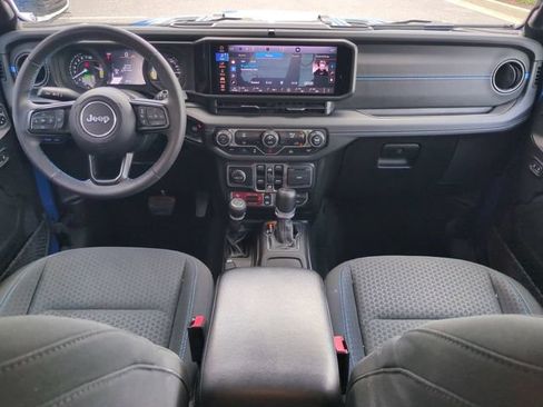 Used 2024 Jeep Wrangler Unlimited Rubicon 4xe AWD/4WD image 15