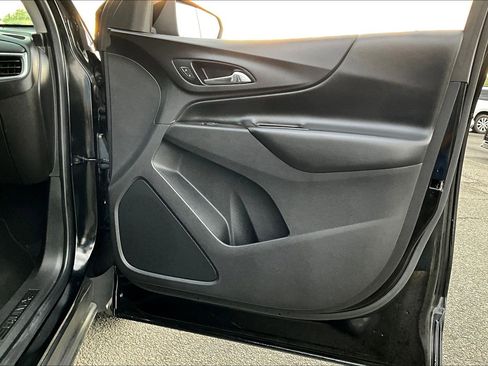 Used 2022 Chevrolet Equinox LT AWD/4WD image 22