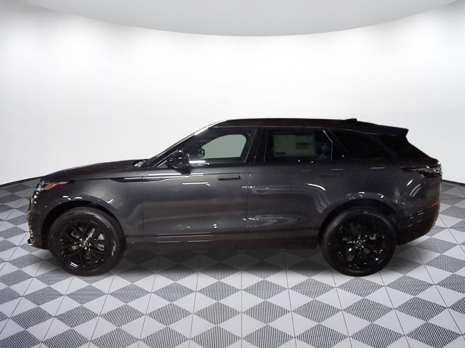 New 2026 Land Rover Range Rover Velar Dynamic SE AWD/4WD image 2