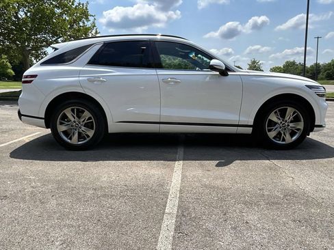 Used 2022 Genesis GV70 3.5T Sport w/ Cargo Package AWD/4WD image 8