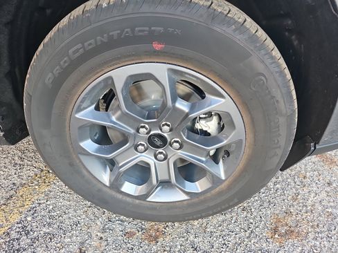 New 2025 Ford Maverick XLT w/ XLT Luxury Package image 15