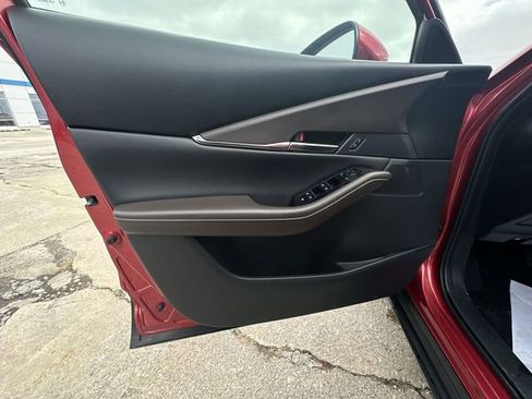 Used 2022 MAZDA CX-30 AWD 2.5 S w/ Premium Package image 25