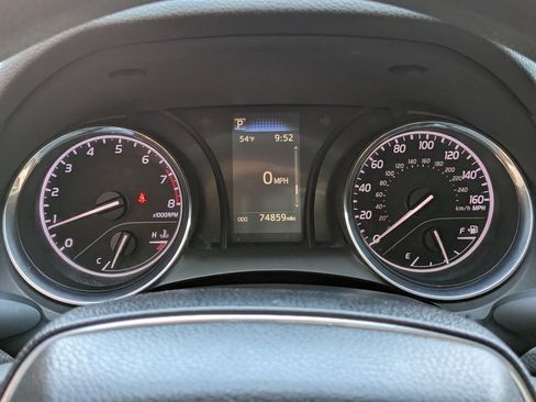 Used 2020 Toyota Camry LE image 25