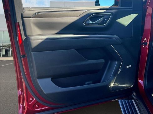 Used 2022 GMC Yukon AT4 image 28