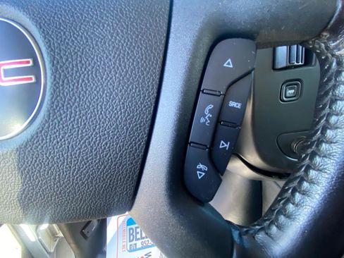 Used 2021 GMC Savana 3500 w/ Power Convenience Package image 23