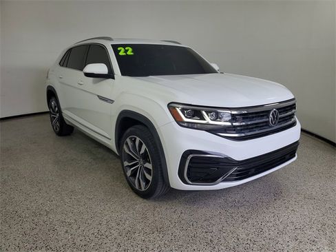 Used 2022 Volkswagen Atlas Cross Sport SEL R-Line image 31