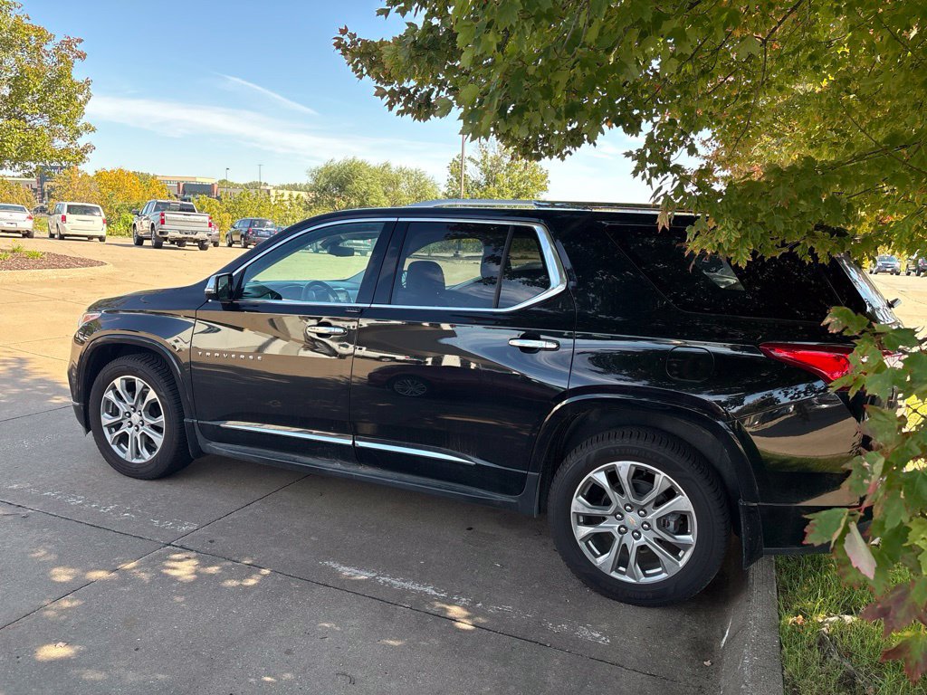 Used 2018 Chevrolet Traverse Premier AWD/4WD image 2