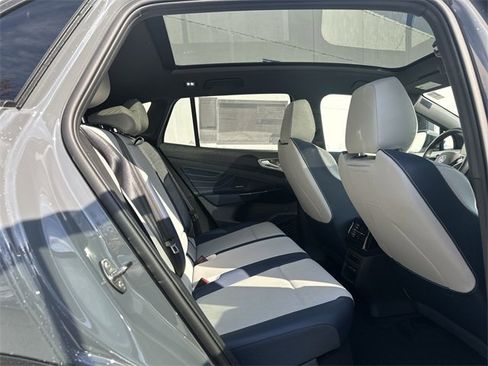 New 2025 Volkswagen ID.4 Pro S Plus image 20