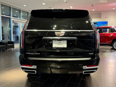 New 2025 Cadillac Escalade ESV Premium Luxury w/ Touring Package image 8