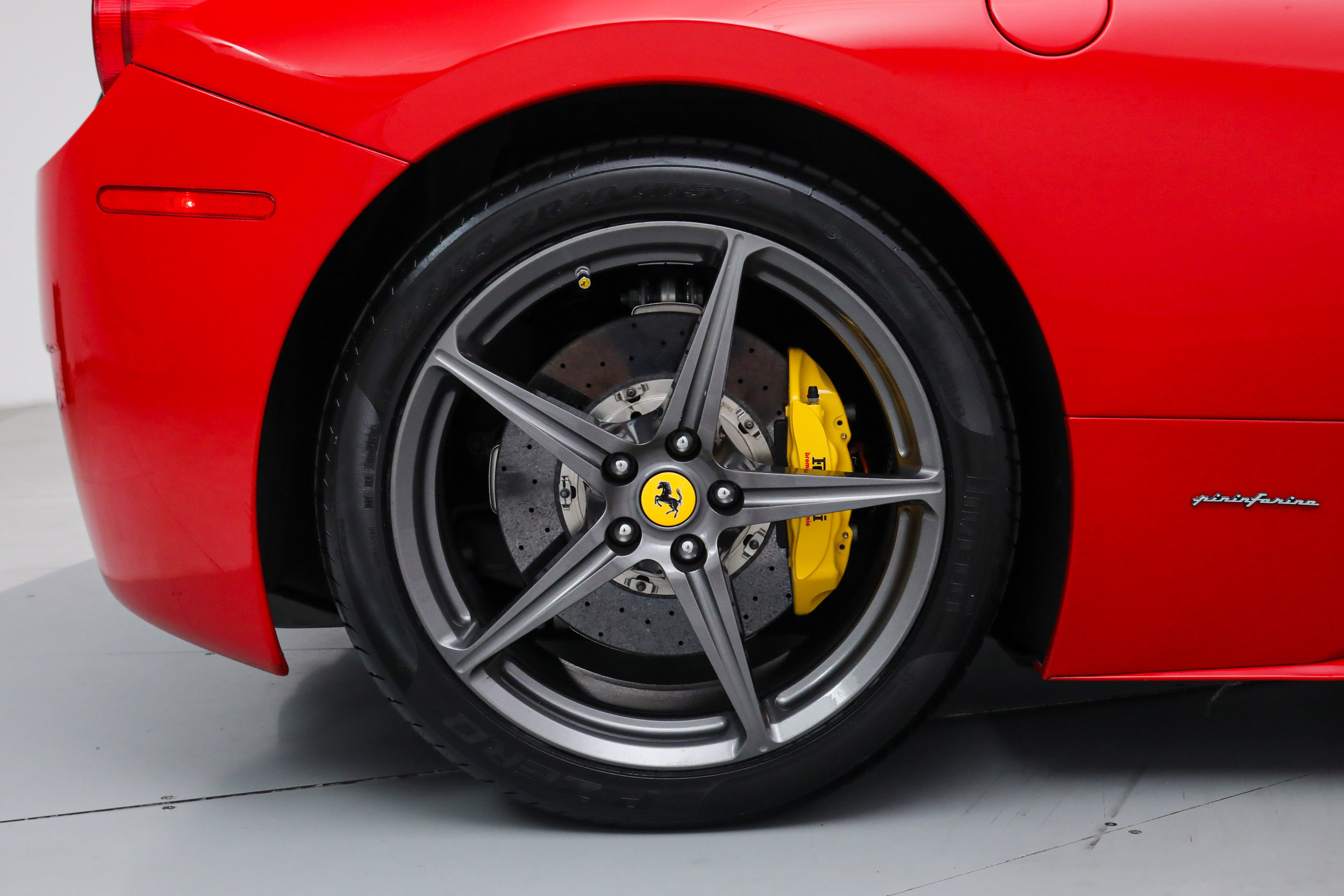 Certified 2015 Ferrari 458 Italia Coupe RWD image 35