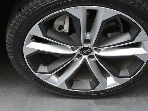 Used 2023 Audi Q5 2.0T Premium Plus w/ Premium Plus Package AWD/4WD image 30