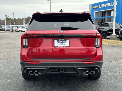 Used 2025 Ford Explorer ST w/ Sun And Sound Package image 9