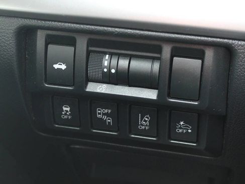 Used 2019 Subaru Legacy 2.5i Limited image 28