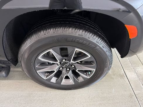Used 2021 Chevrolet Tahoe Z71 AWD/4WD image 4