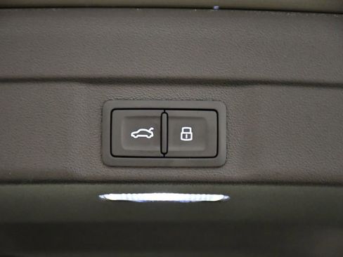 Used 2025 Audi A5 2.0T Premium Plus w/ Premium Plus AWD/4WD image 55