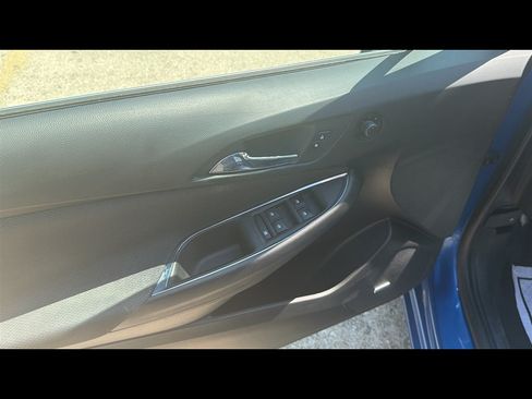 Used 2017 Chevrolet Cruze LT w/ LT True North Edition FWD image 7