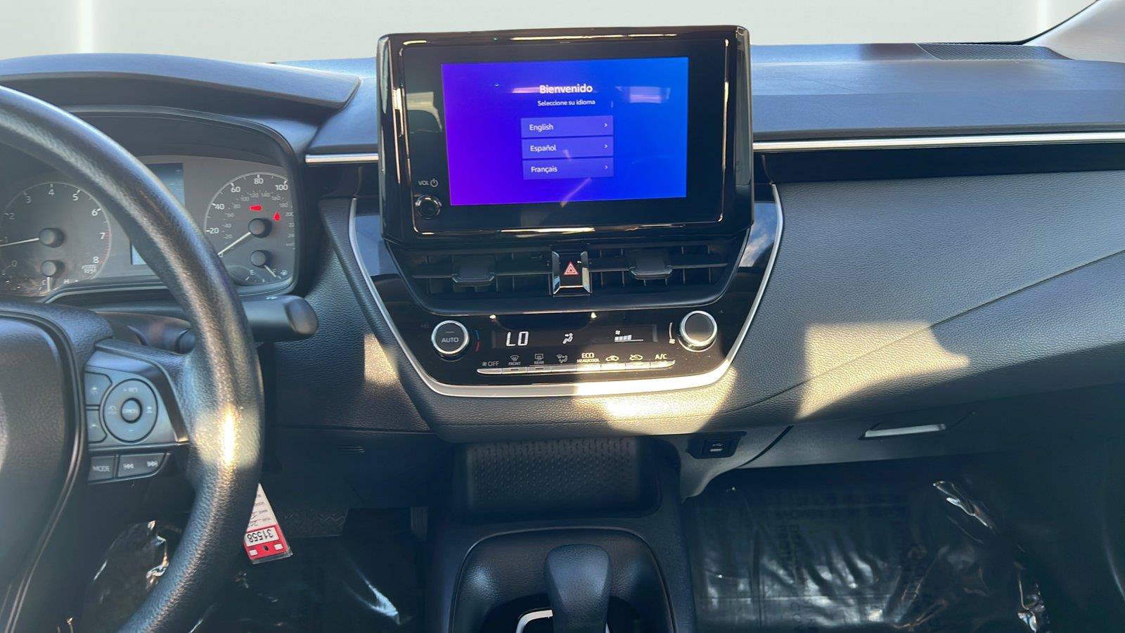 Used 2025 Toyota Corolla LE FWD image 11