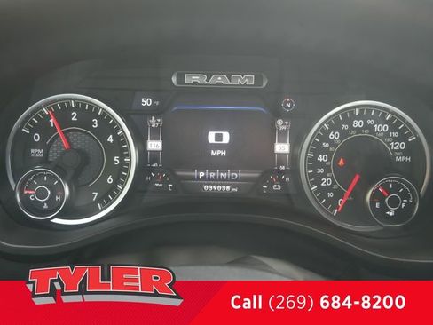 Certified 2022 RAM 1500 Big Horn w/ Night Edition AWD/4WD image 46