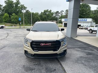 Used 2023 GMC Terrain SLE w/ Driver Convenience Package FWD video 2