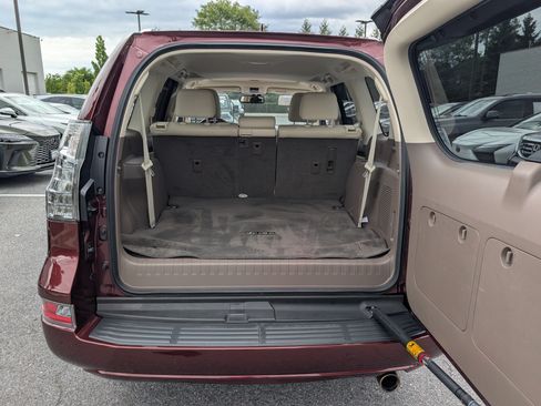 Used 2019 Lexus GX 460 Premium w/ Premium Package AWD/4WD image 14