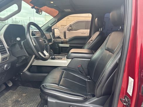 Used 2019 Ford F150 Lariat image 11