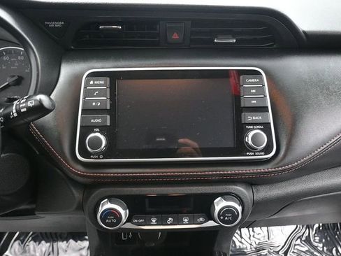 Used 2020 Nissan Kicks SR w/ Exterior Package image 17