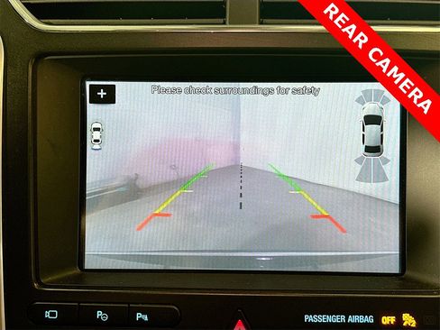 Used 2018 Ford Explorer Platinum image 15