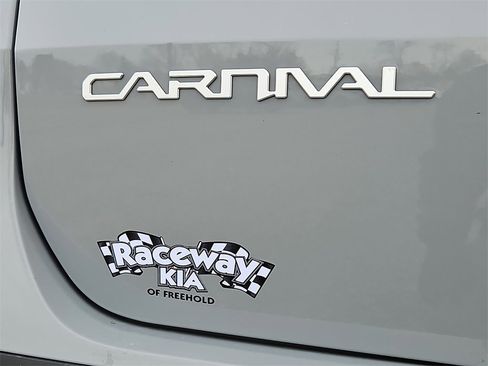 Certified 2024 Kia Carnival SX Prestige image 35