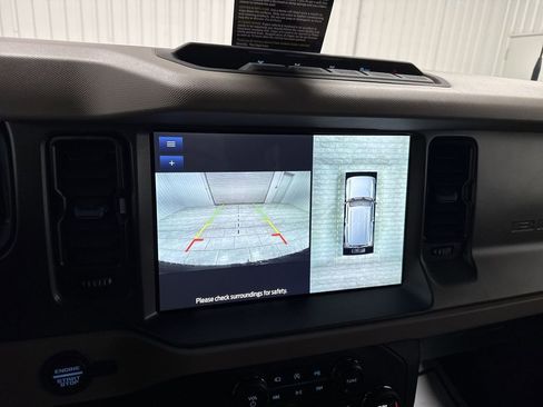 Used 2024 Ford Bronco Wildtrak image 15