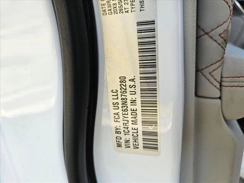 Used 2022 Jeep Grand Cherokee Summit w/ Advanced Protech Group IV AWD/4WD image 20