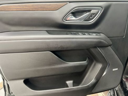 Used 2023 Chevrolet Tahoe High Country AWD/4WD image 22