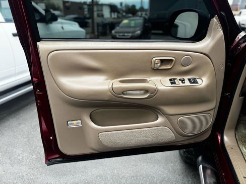 Used 2003 Toyota Tundra Limited AWD/4WD image 19