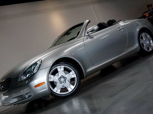 Used 2004 Lexus SC 430 Convertible RWD image 87
